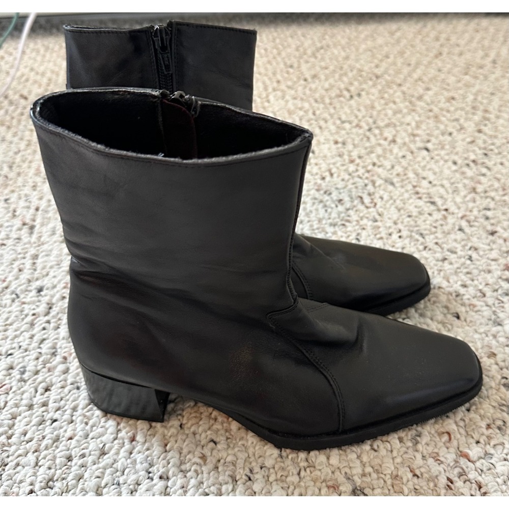 Woods Black Soft Leather Square Toe Ankle Boots Low Block Heel Side Zip Size 37